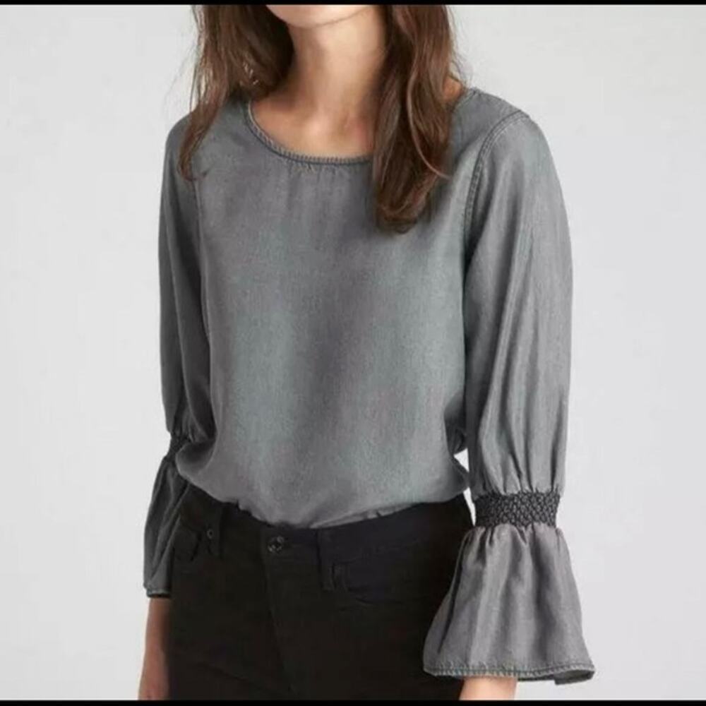 Gap Black Chambray Peasant Top blouse bell sleeves XS